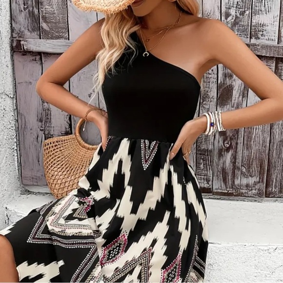 Chevron Tribal Print One-Shoulder Summer Beach Dress - Picture 6 of 9